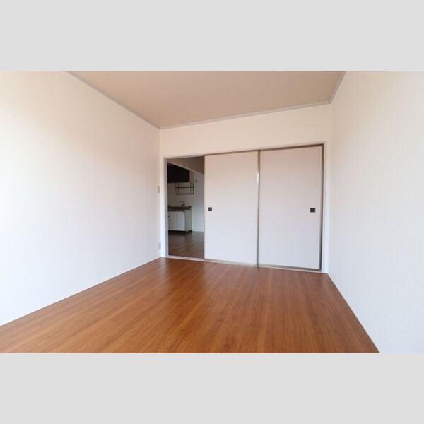 その他 (洋室　6帖)