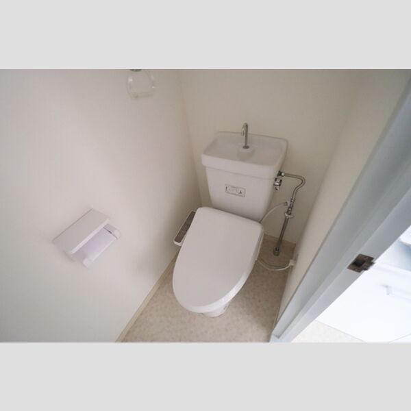 トイレ (温水洗浄暖房便座)