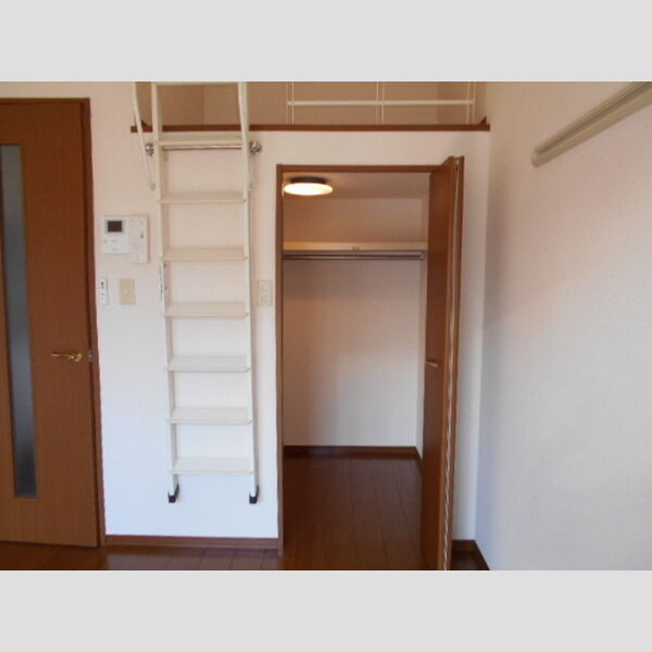 収納 (ウォークインクローゼット)