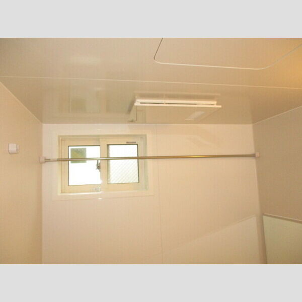 バス (浴室乾燥機)