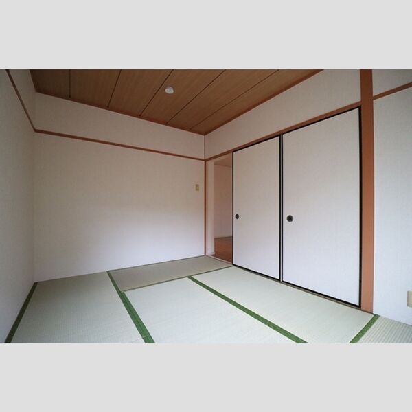 その他 (和室 6帖)