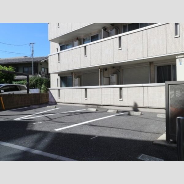 駐車場 (駐車場)