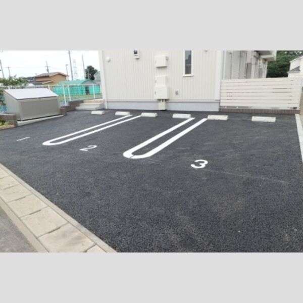 駐車場 (駐車場)