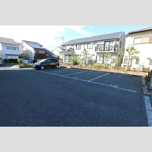 駐車場 (駐車場)