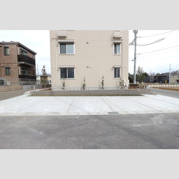 駐車場 (駐車場)