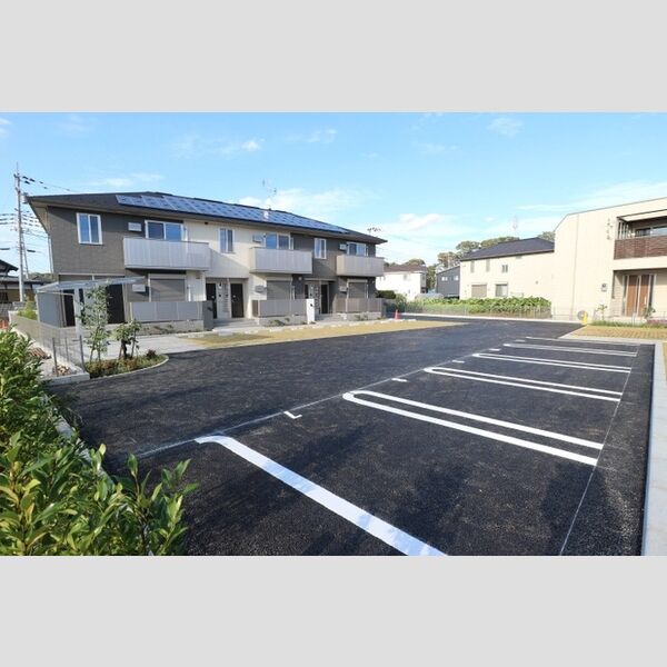駐車場 (駐車場)