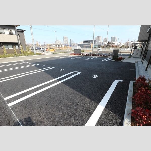駐車場 (駐車場)
