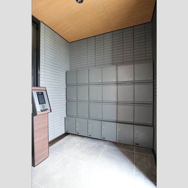 現地周辺 (集合ポスト・宅配ボックス)