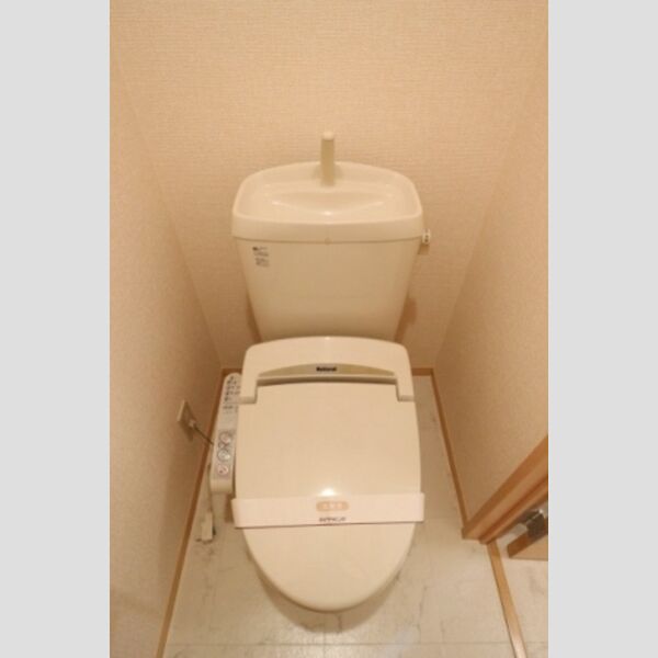 トイレ (温水洗浄暖房便座)