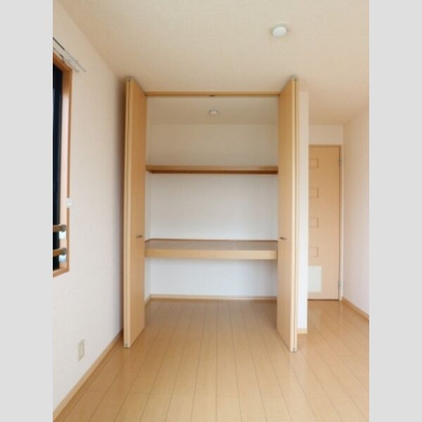 収納 (洋室6.5帖　収納)