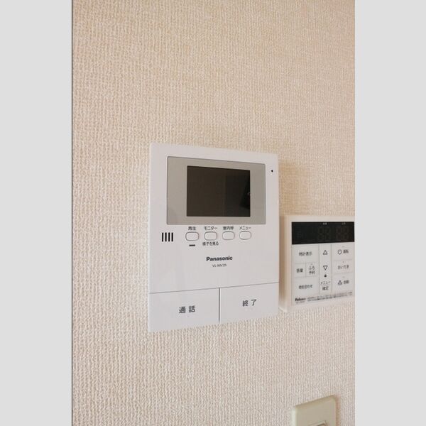その他設備 (モニター付きインターホン)
