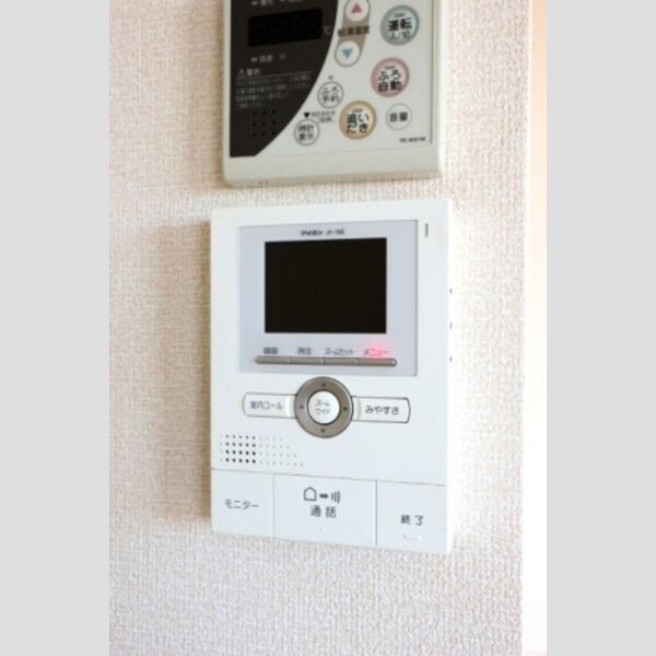 その他設備 (モニター付きインターホン)
