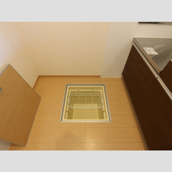 その他 (床下収納)