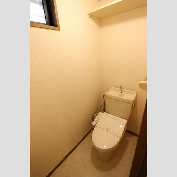 トイレ (温水洗浄暖房便座)