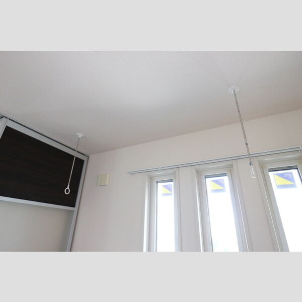 その他 (室内物干し)