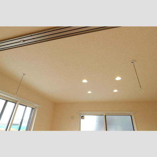 その他 (室内物干し)