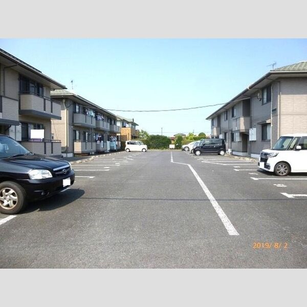 駐車場 (駐車場)