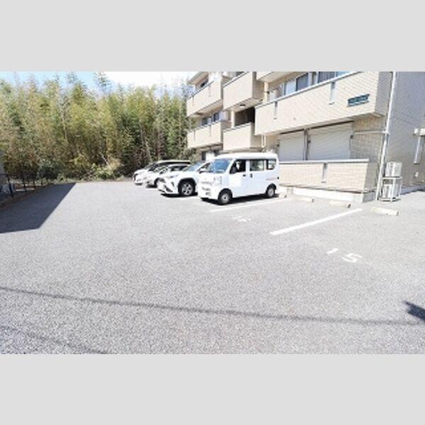 駐車場 (駐車場)