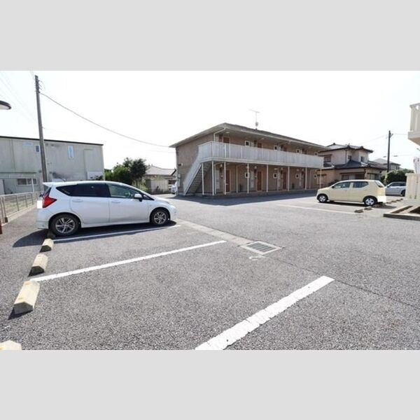 駐車場 (駐車場)
