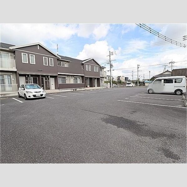 駐車場 (駐車場)