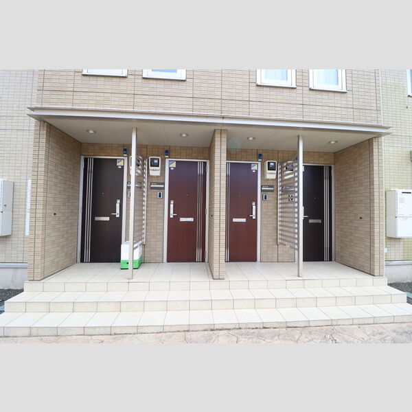 エントランス (エントランス)