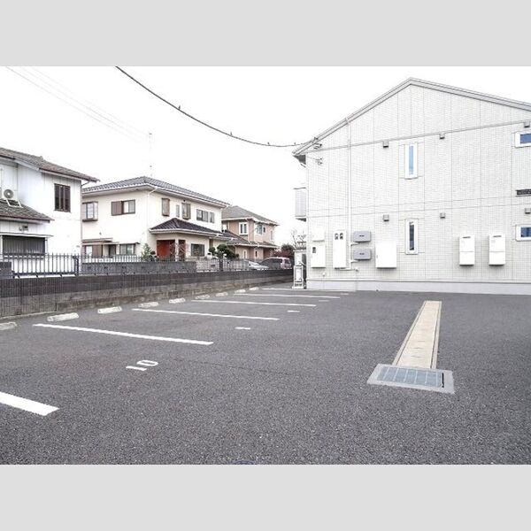 駐車場 (駐車場)