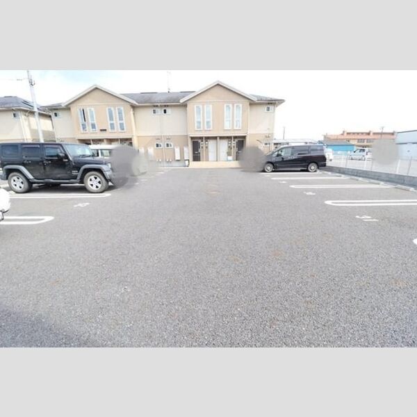 駐車場 (駐車場)