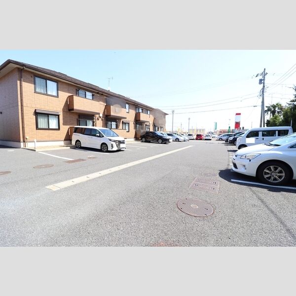 駐車場 (駐車場)