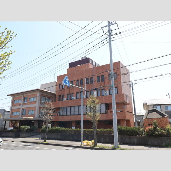 現地周辺 (医療法人社団山縣産婦人科 1981m)