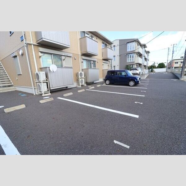 駐車場 (駐車場)
