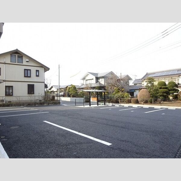 駐車場 (駐車場)