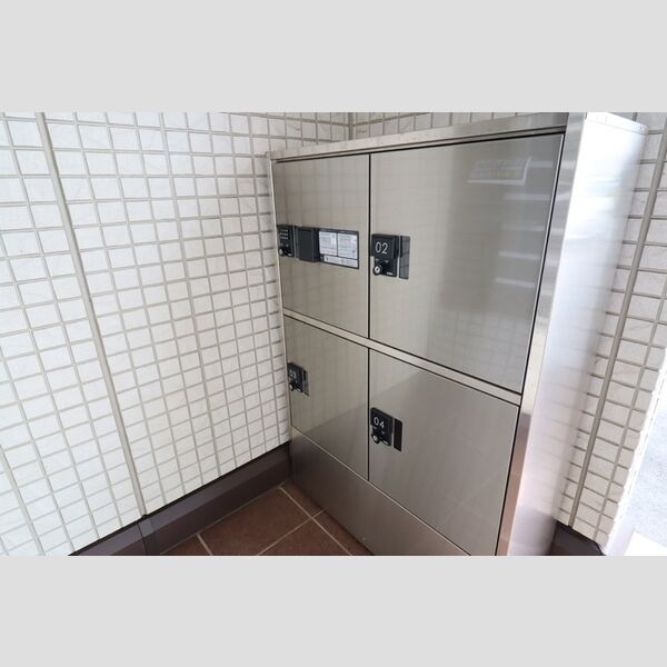 現地周辺 (宅配BOX)