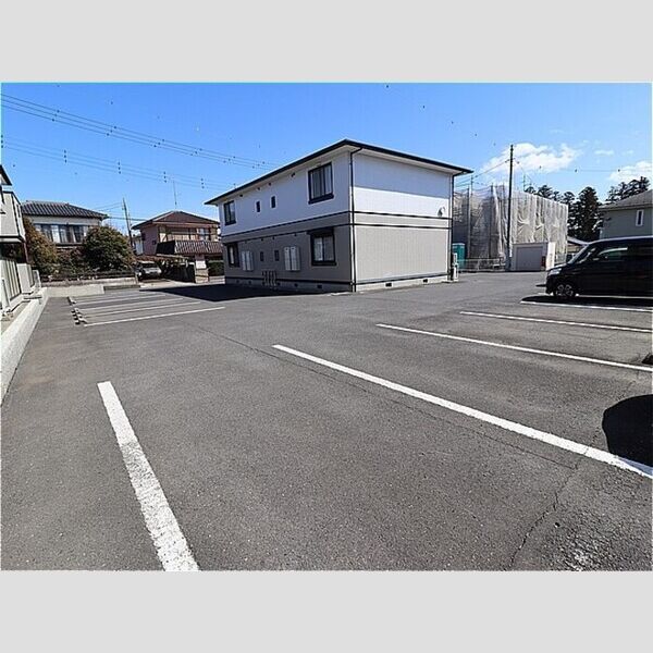 駐車場 (駐車場)