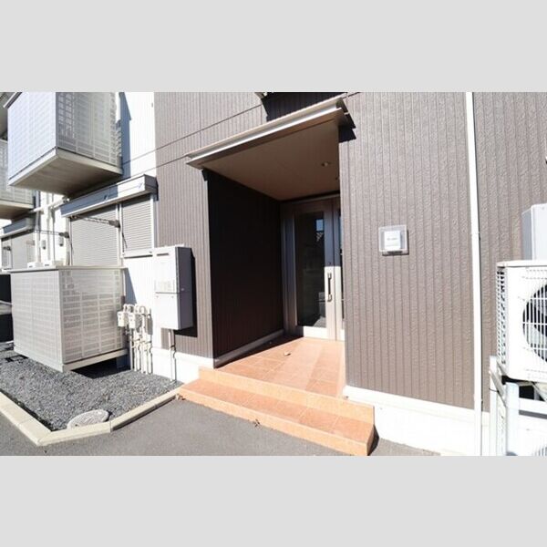 エントランス (エントランス)