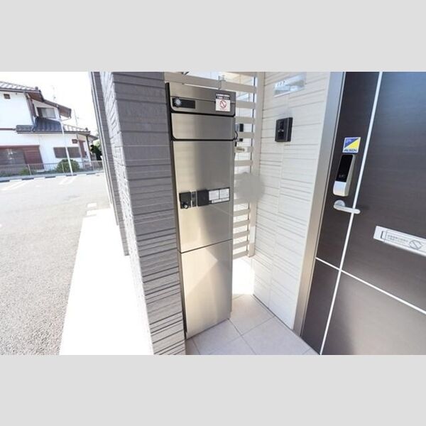 現地周辺 (宅配BOX完備)