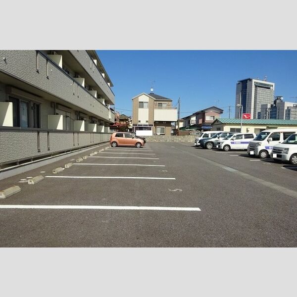 駐車場 (駐車場)