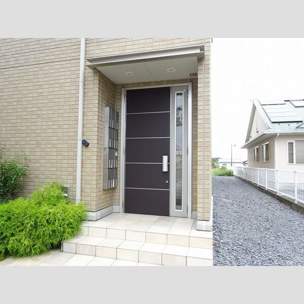 エントランス (エントランスはオートロック付です)