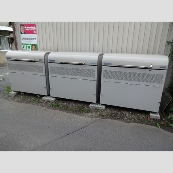 現地周辺 (ゴミストッカー)