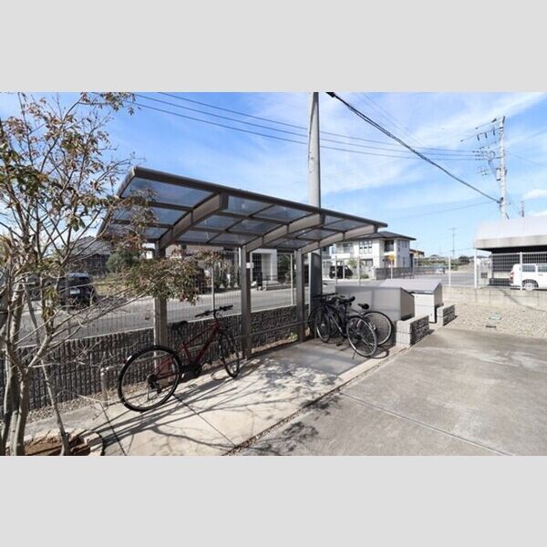 駐車場 (駐輪場)