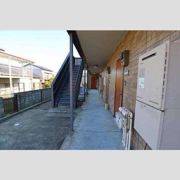 エントランス (エントランス)