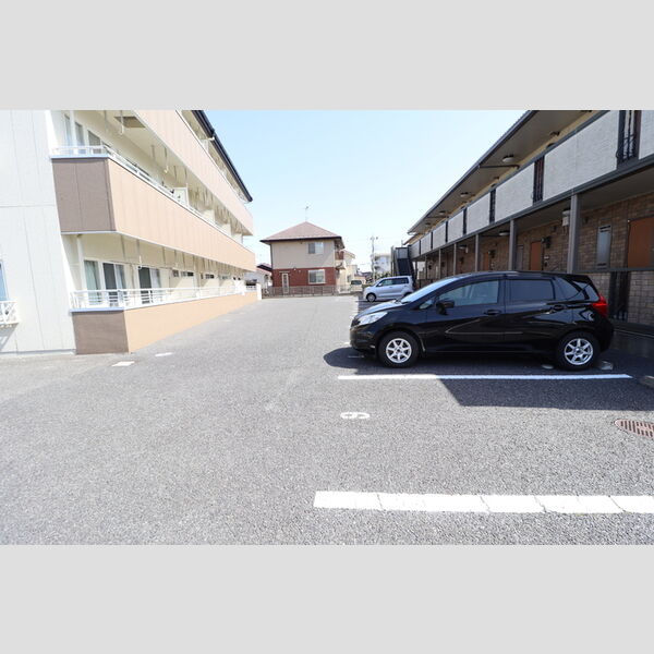 駐車場 (駐車場)