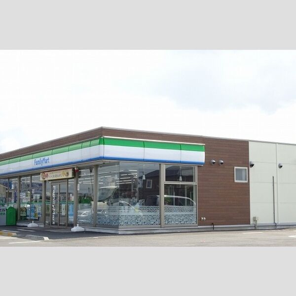 現地周辺 (ファミリーマート神栖堀割2丁目店 282m)