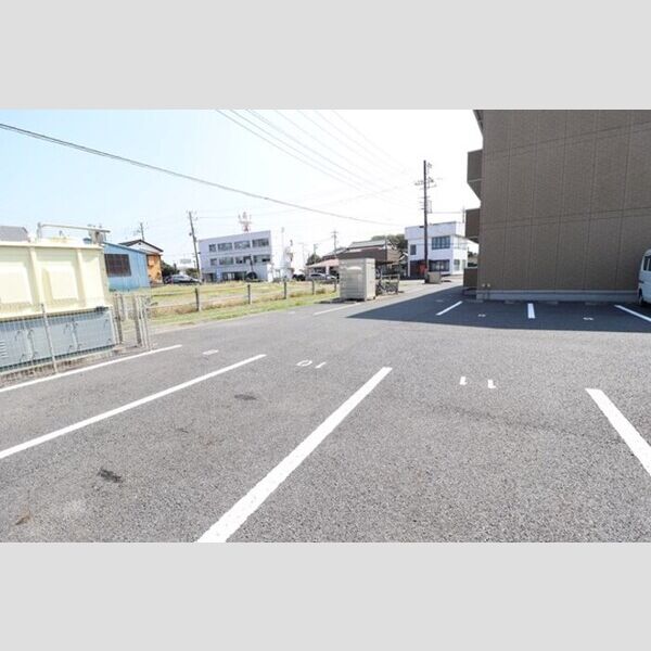 駐車場 (駐車場)
