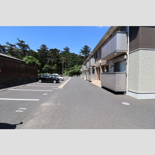 駐車場 (駐車場)