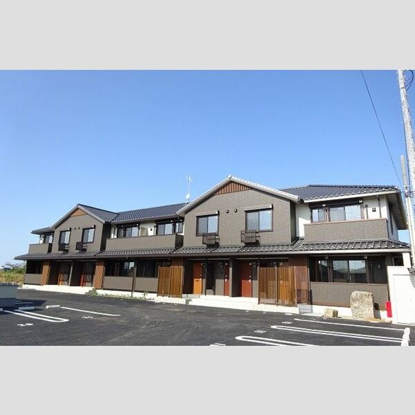 建物外観 (B棟 外観)