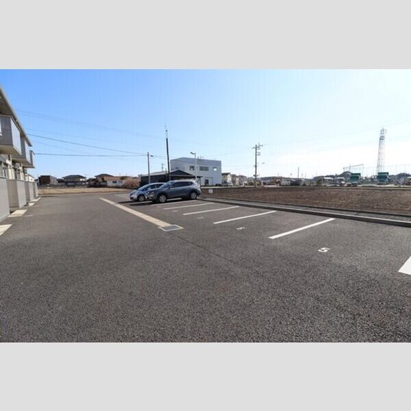 駐車場 (駐車場)