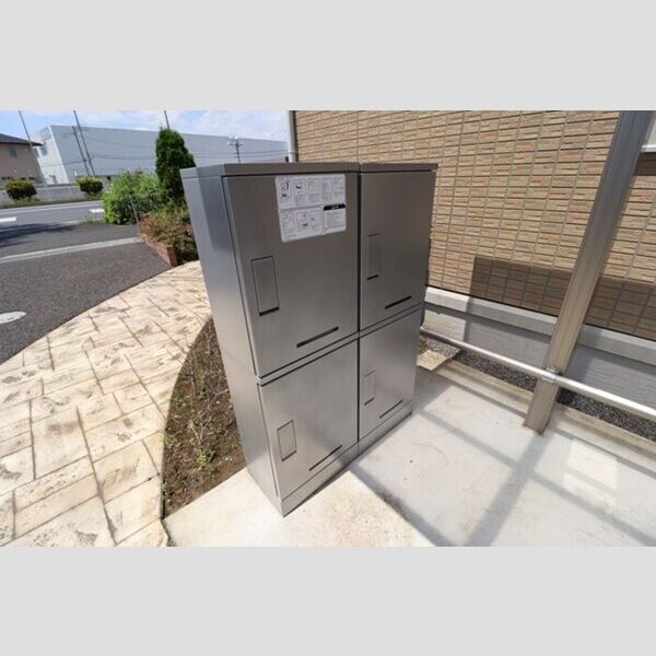 現地周辺 (宅配BOX完備)