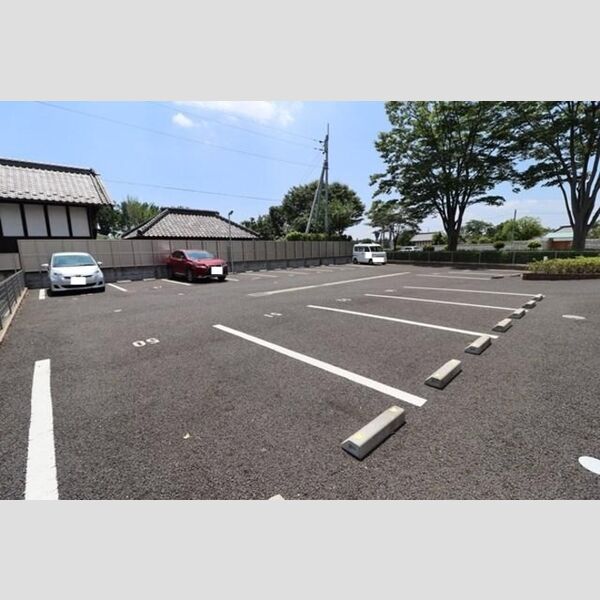 駐車場 (駐車場)