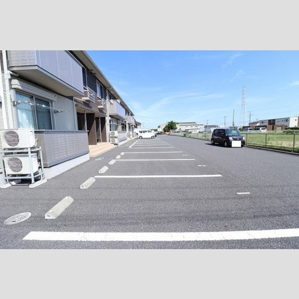 駐車場 (駐車場)