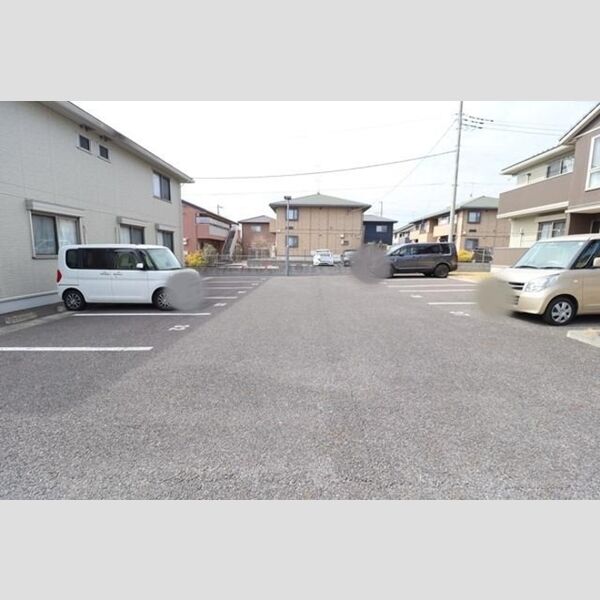 駐車場 (駐車場)